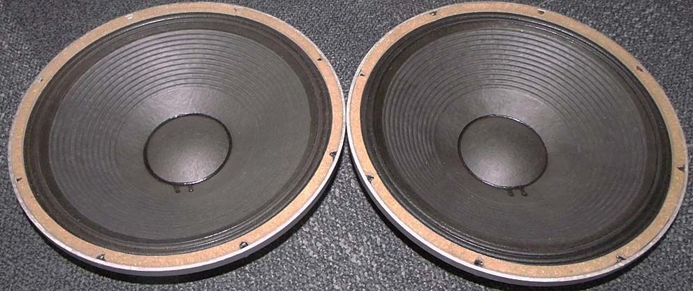 JBL 2205B